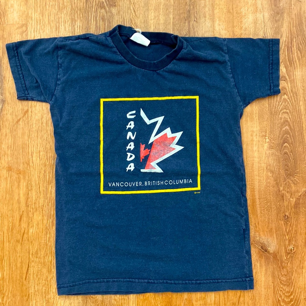 Vintage Canada tee